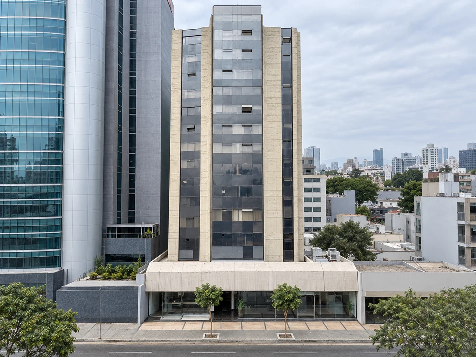 Edificio de Inbestiga en Lima